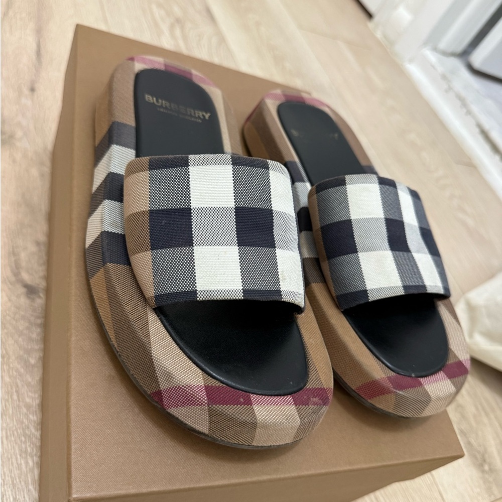 Burberry Tan Beige Black White Check Slide Sandals